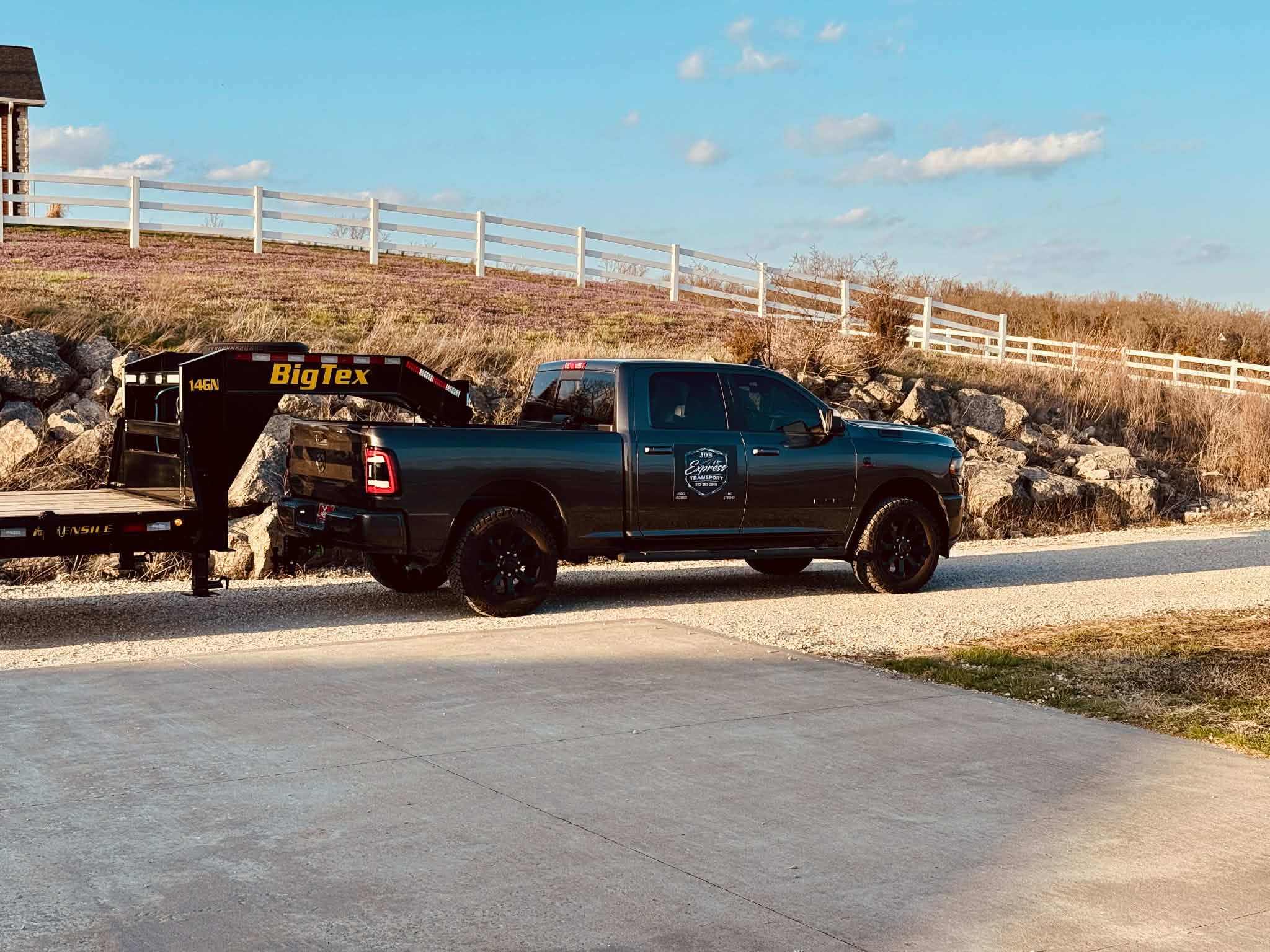 JDB Express Transport - Ram truck with BigTex gooseneck trailer